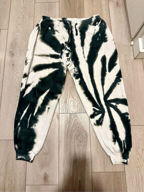 WORTHY THREADS Tie-Dye Joggers in Green & White (HAND DYED)